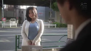 Anh xã yếu không làm lên đỉnh, người vợ lên mạng tìm trai trẻ nắc khỏe