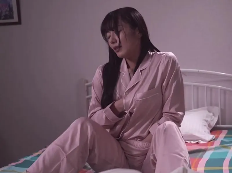 Thủ dâm của quý đêm vì gã chồng bỏ bê, bà xã quyết định tìm đến ứng dụng hèn hò